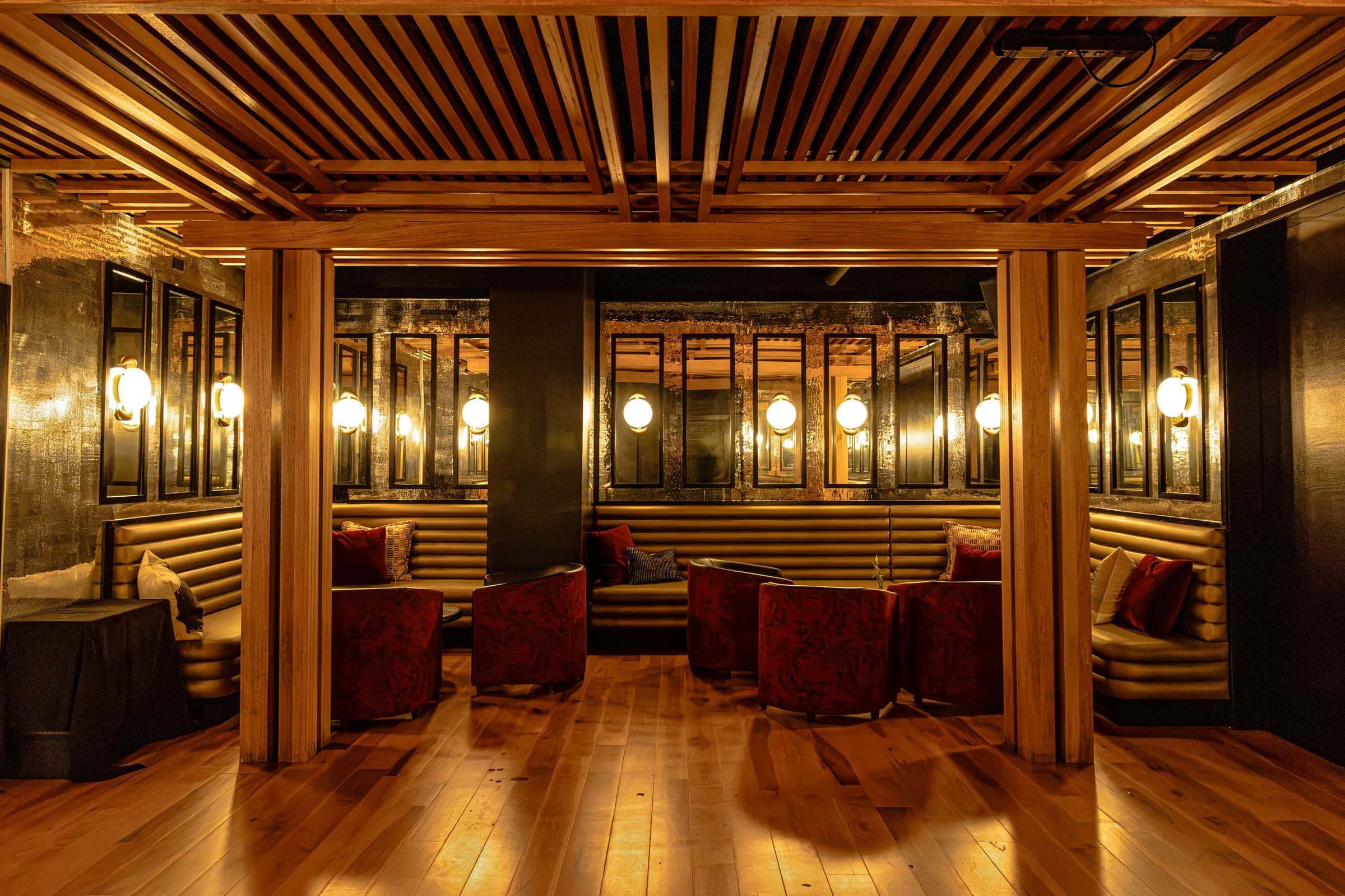 The KIRA dining room